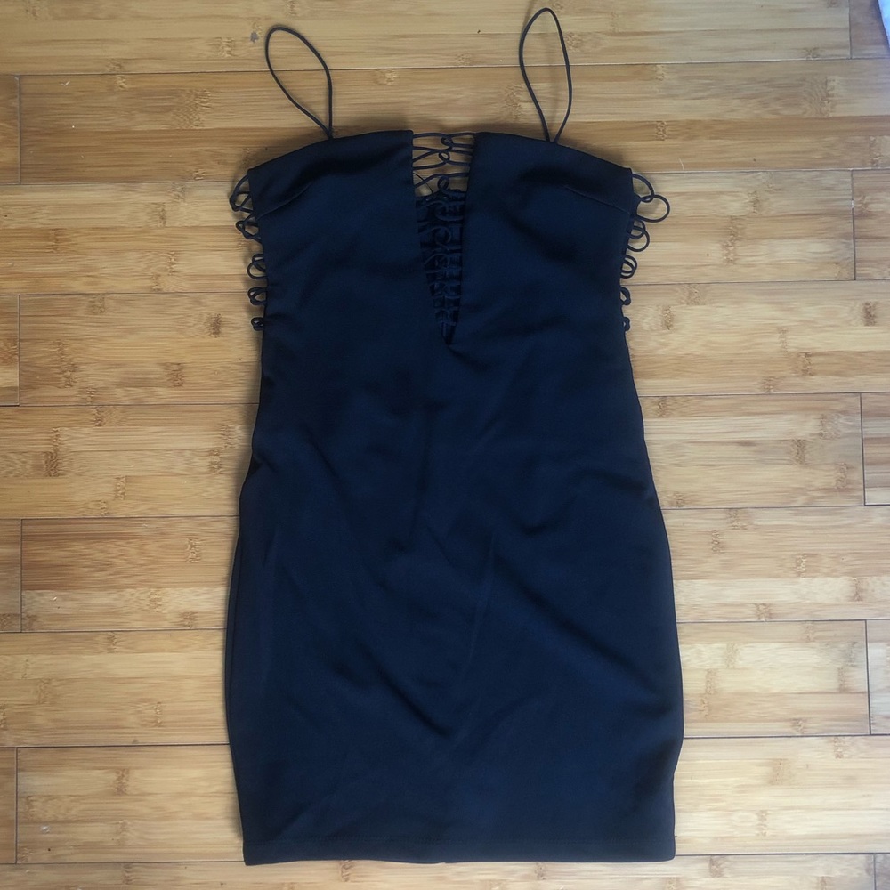 STRAPPY DETAIL BODYCON DRESS